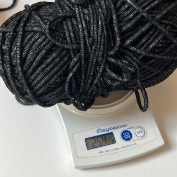 Bernat Maker OUTDOOR yarn - Picture 7 of 7